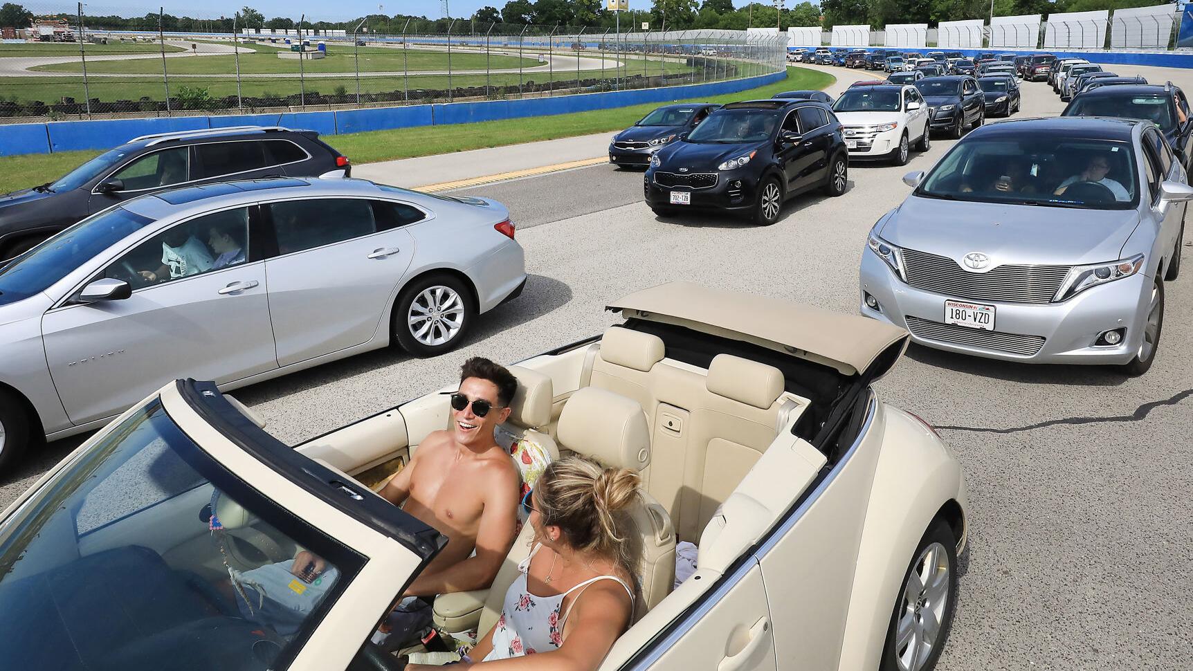 Wisconsin's largest drive-thru offers up State Fair staples